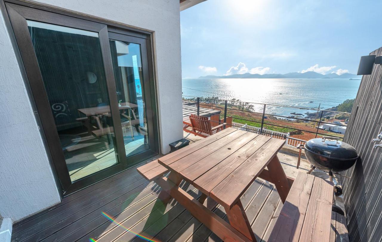 Namhae Whale'S Dream Villa Luaran gambar