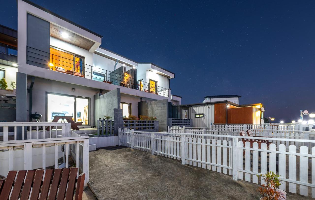 Namhae Whale'S Dream Villa Luaran gambar