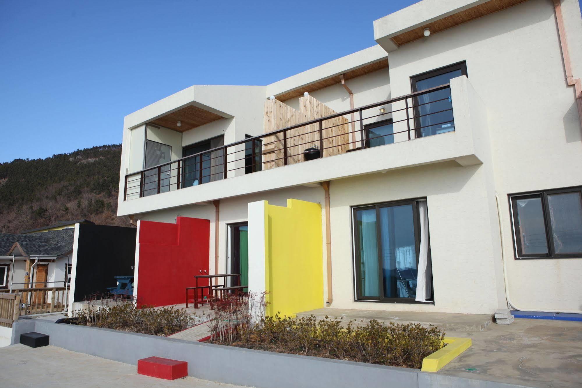 Namhae Whale'S Dream Villa Luaran gambar